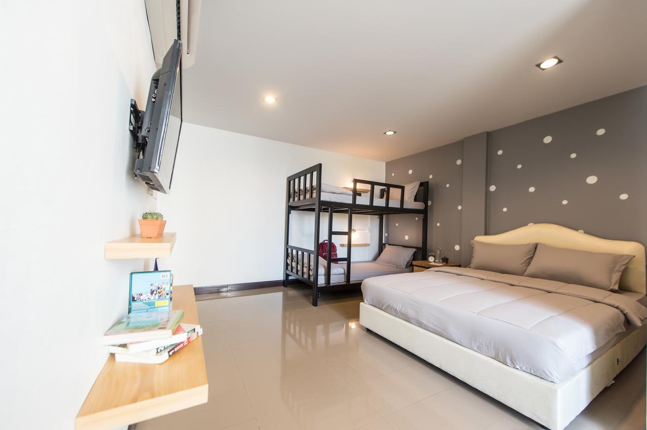 Full stop. Hostel Chiang Mai Exterior foto